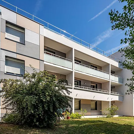 Tempologis Aparthotel *
